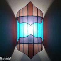 Exemple d'applique vitrail personnalisée réalisée sur mesure